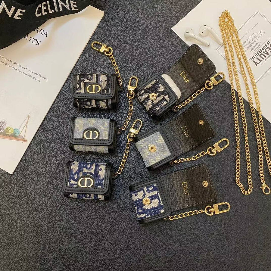 Luxury AirPods Case with Elegant Chain