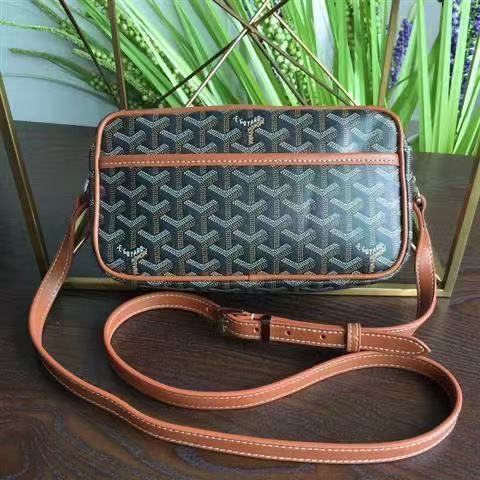 Designer A Pick for Discerning Tastes: An Elevated Crossbody Bag Inspired