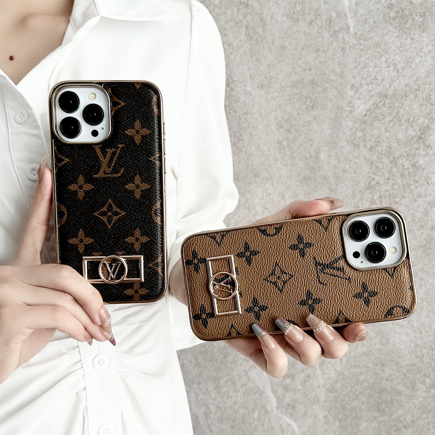 MONOGRAM CANVAS LEATHER LV IPHONE CASE
