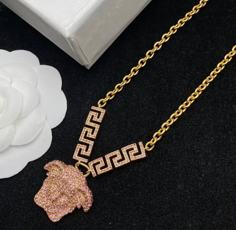 Designer 2024 New Fashion Necklace Inspired