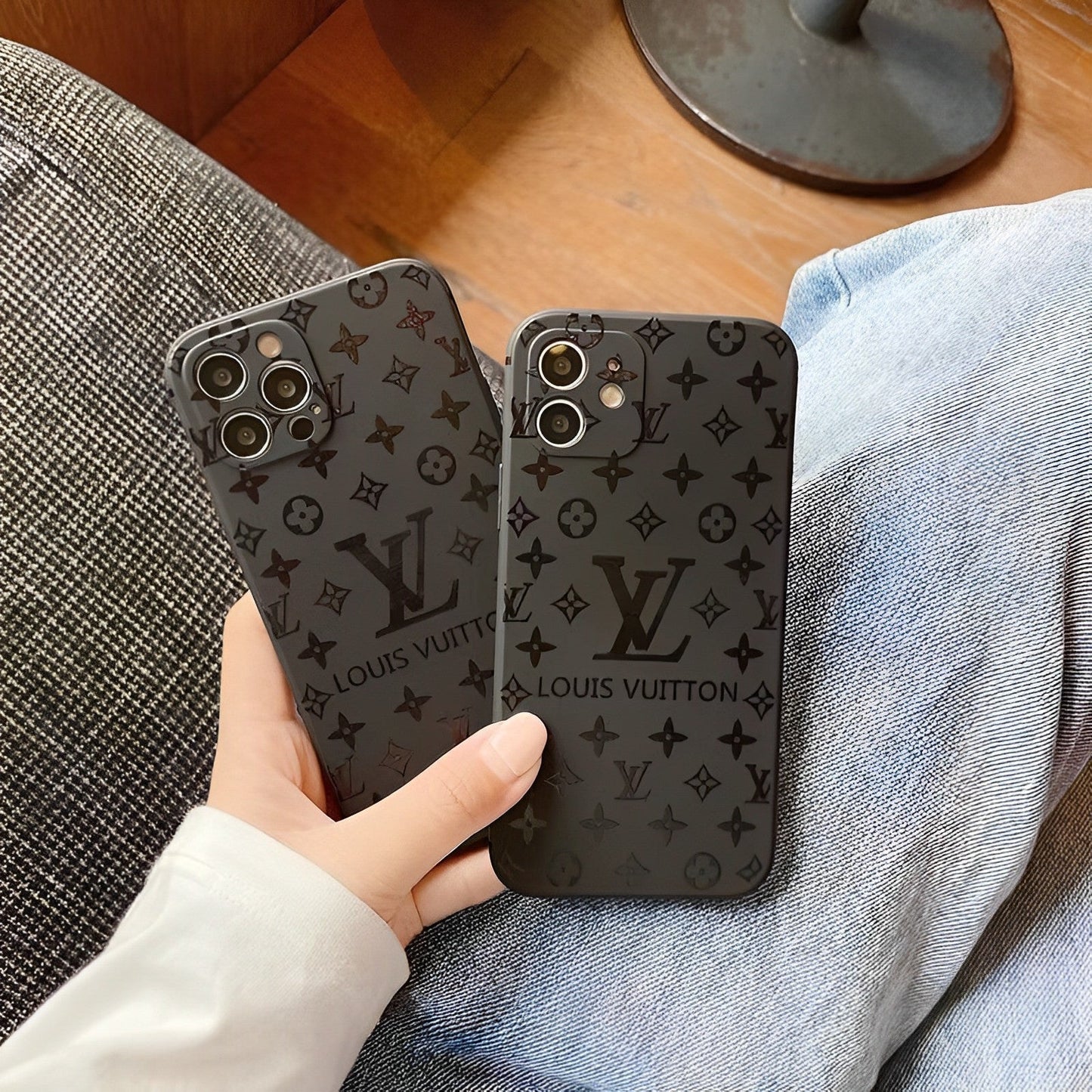 BLACK LV IPHONE CASE FOR IPHONE 16 15 14