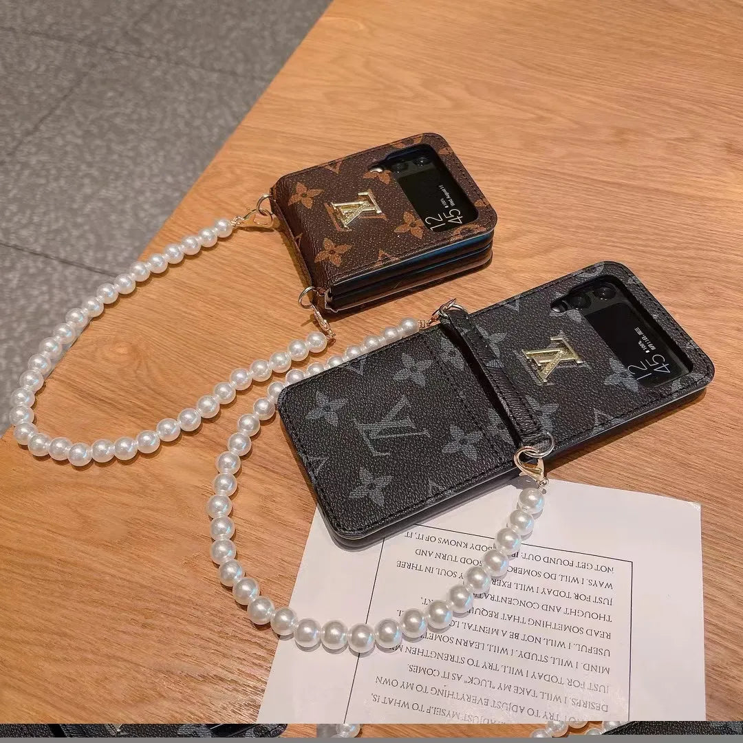 Galaxy Z Flip 3 Case – MagSafe Premium Phone Case