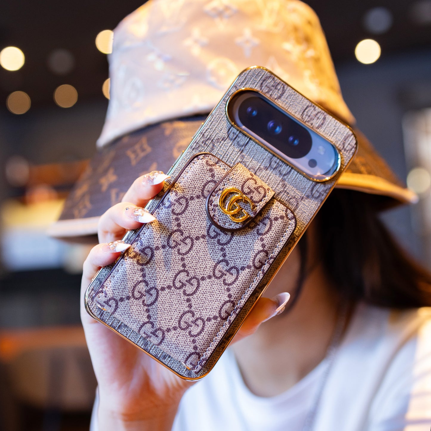Luxury Gucci Google Pixel phone case With Strap