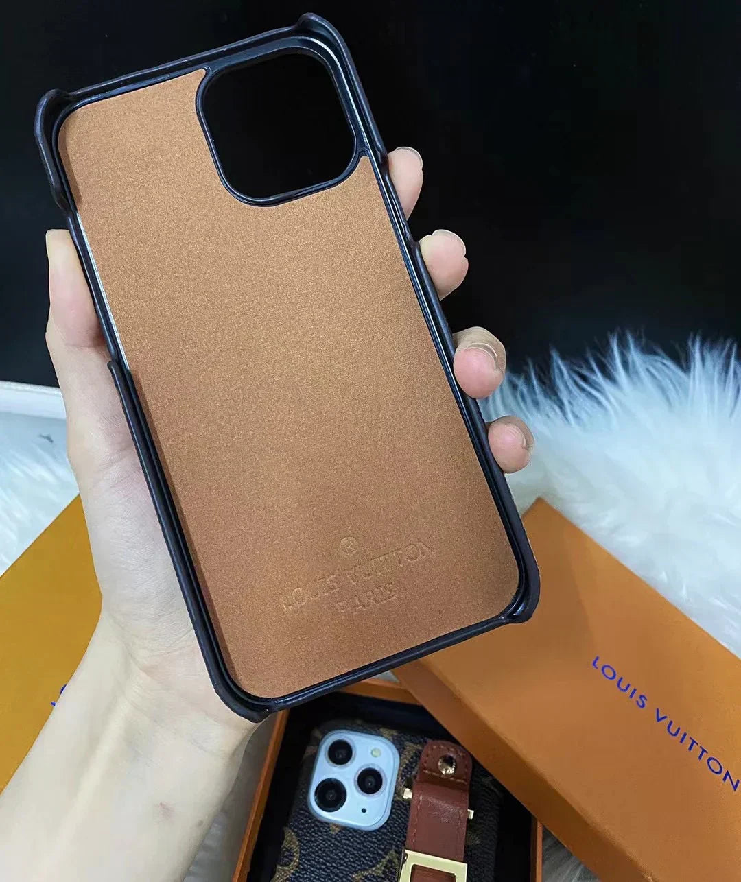 Luxury Designer Louis Vuitton Phone Case With Hand Strap LV – MagSafe Premium Phone Case