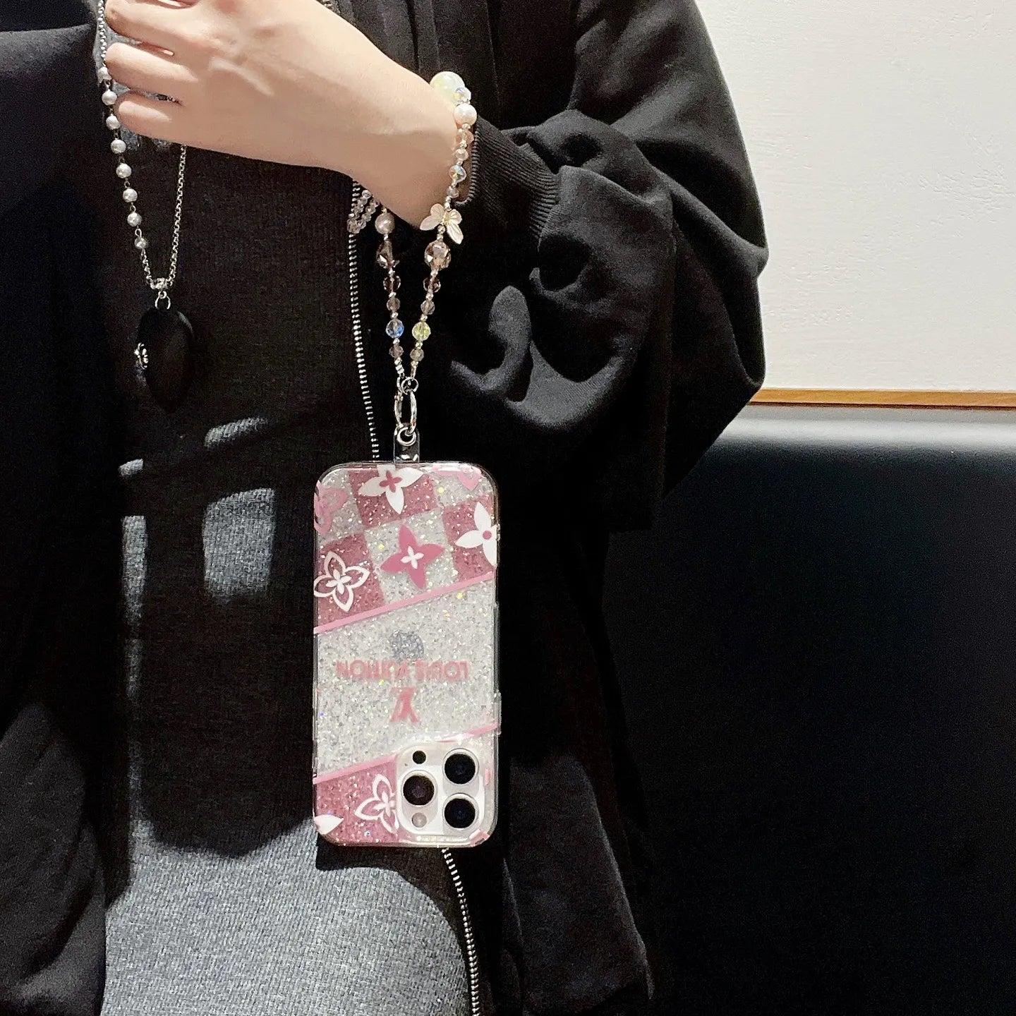 Designer Louis Vuitton Iphone 16 case – Slim Clear Phone Case