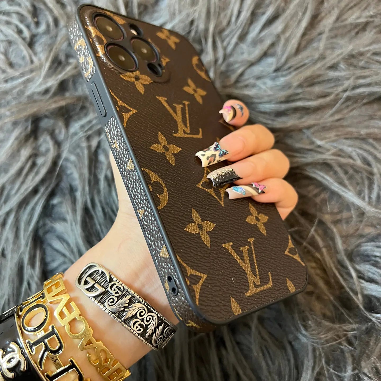 LV IPHONE CASE WITH CAMERA PROTECTION