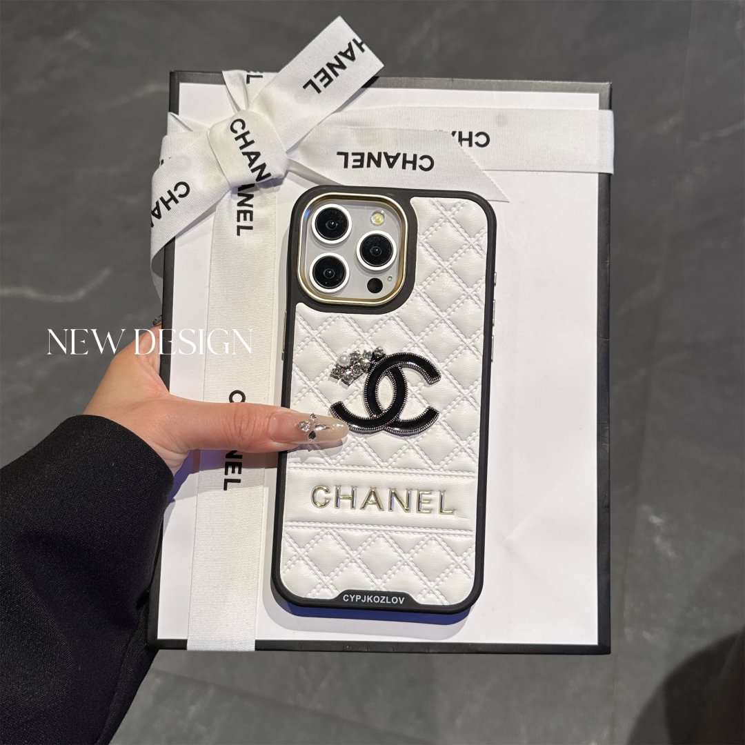 Luxury Chanel Diamond iPhone Case - High-end smartphone cases