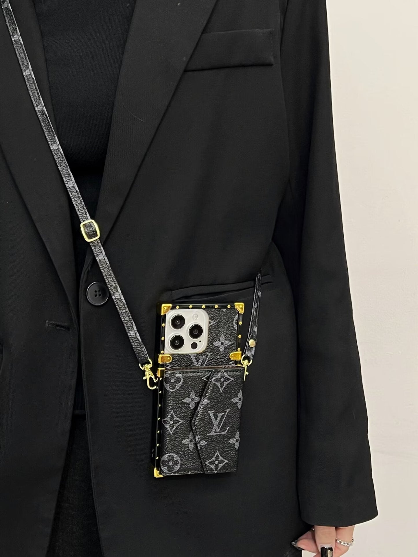 Designer Louis Vuitton IPhone Case With Wallet Card Holder