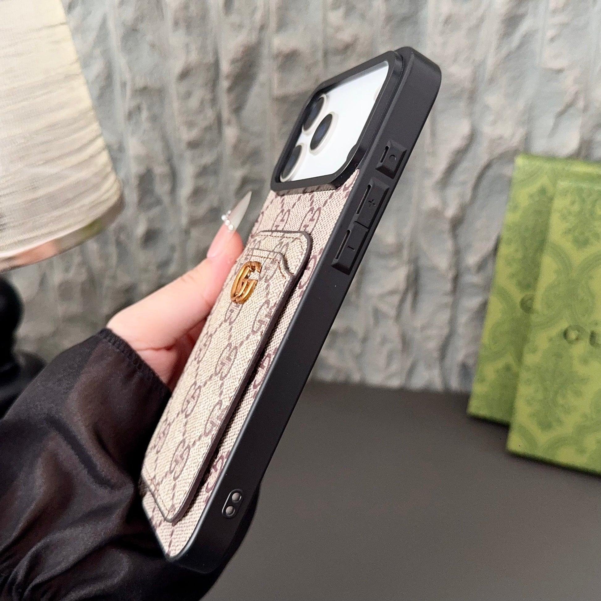 Gucci iPhone 13 Pro – Premium Designer Phone Case