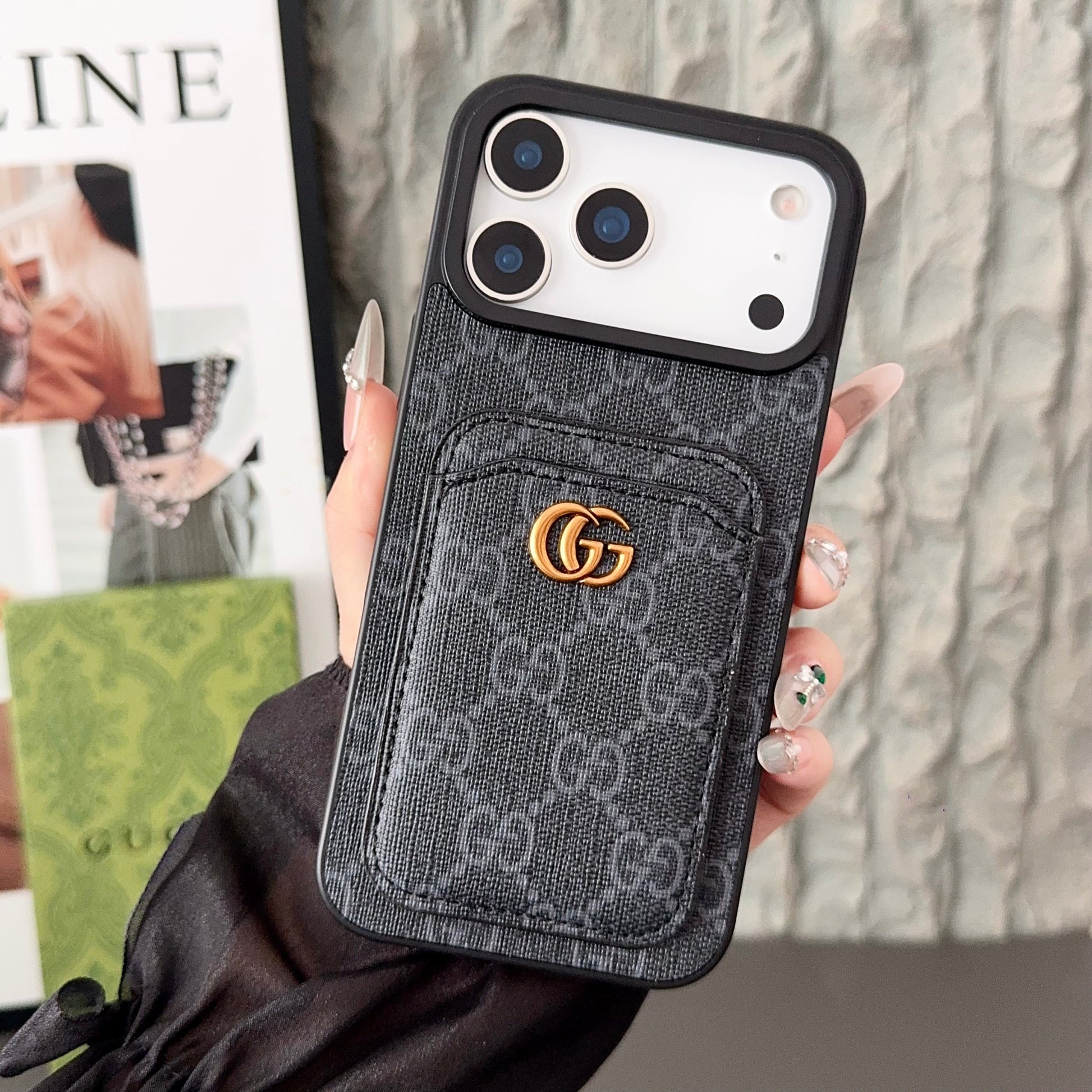 Gucci iPhone 17 Pro Max – MagSafe Premium Phone Case