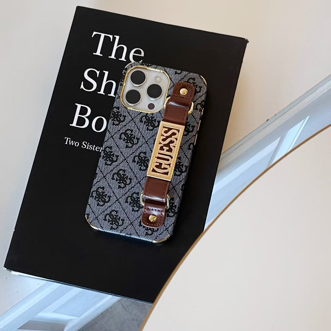 Guess iPhone 15 Pro – Premium Designer Phone Case