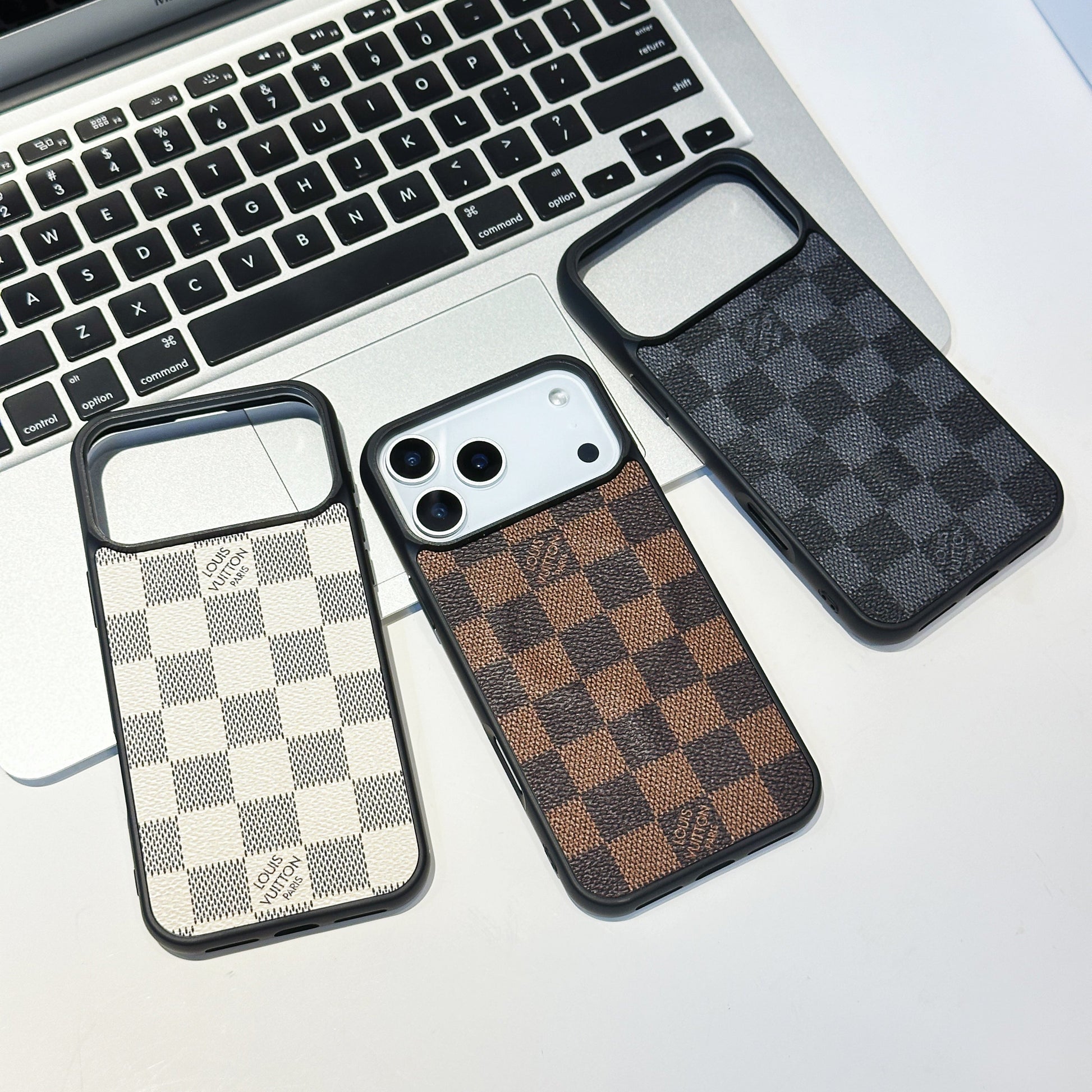 Louis Vuitton iPhone 14 Plus – Slim Clear Phone Case
