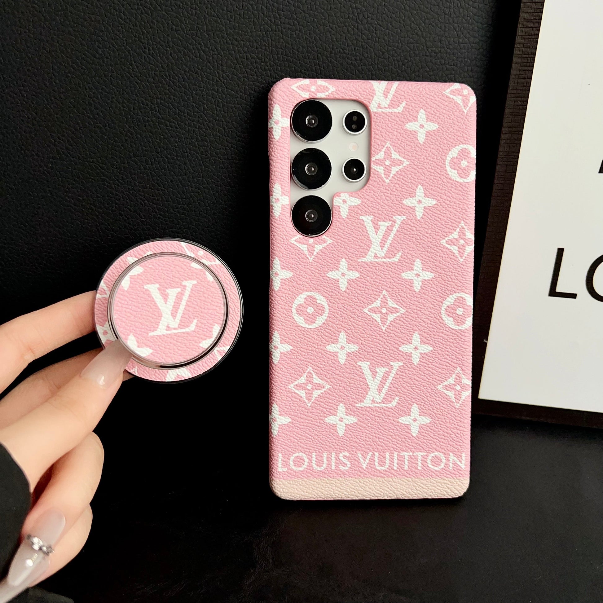 Louis Vuitton iPhone 17 – MagSafe Premium Phone Case