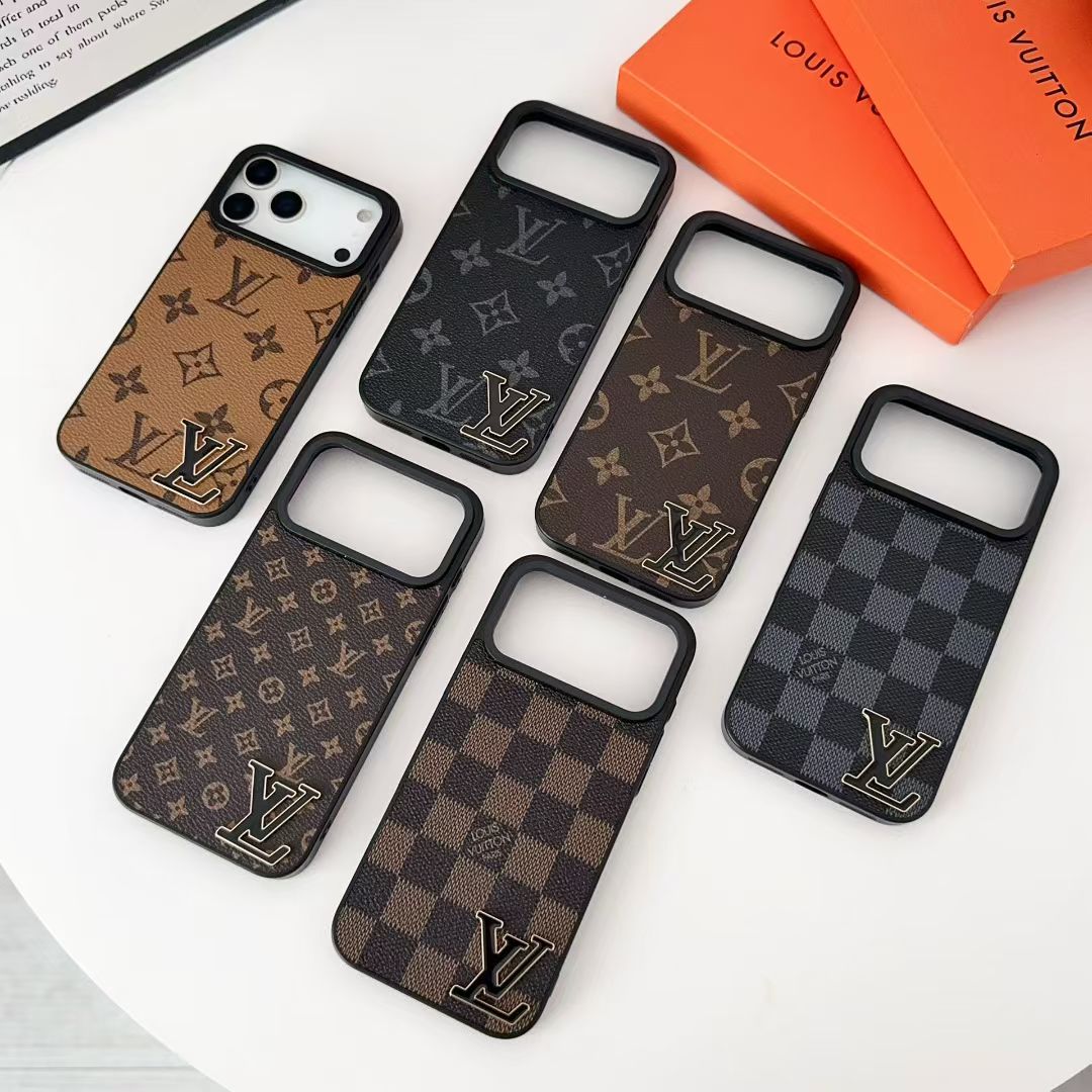 Louis Vuitton iPhone 14 Pro Max – MagSafe Premium Phone Case