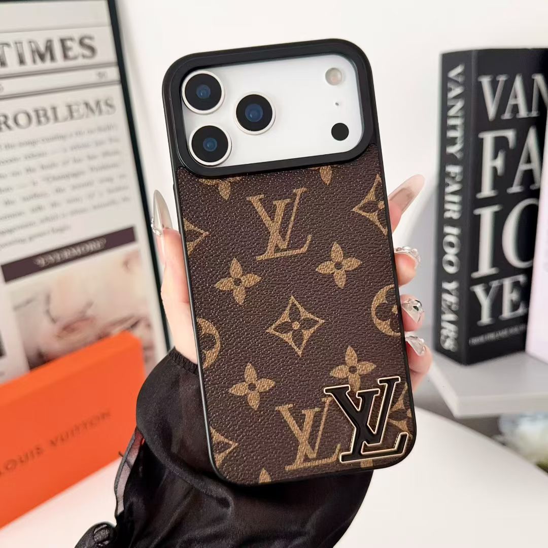 Louis Vuitton iPhone 15 Pro Max – MagSafe Premium Phone Case